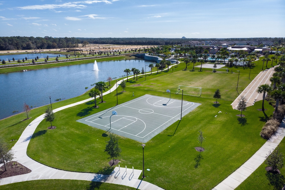 Solara Resort Luxury 9 Bedroom Homes - photo 136
