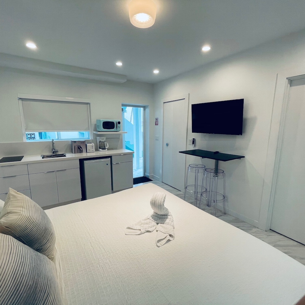 The Marlin Beachside - photo 17
