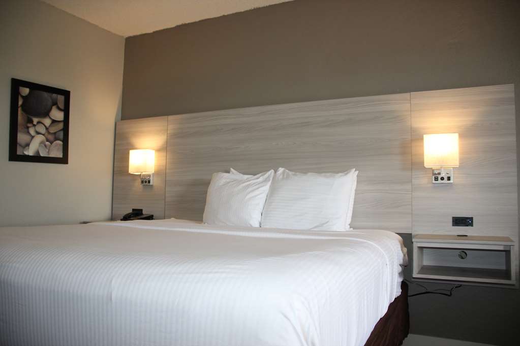 Boca Suites Deerfield Beach SureStay Collection by BW - photo 14
