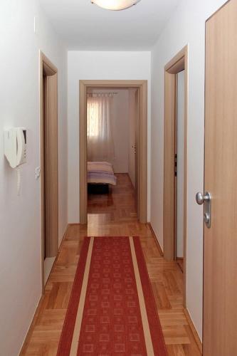 Apartment Central City — 4-Star Luxury Hotel in Makarska, Croatia