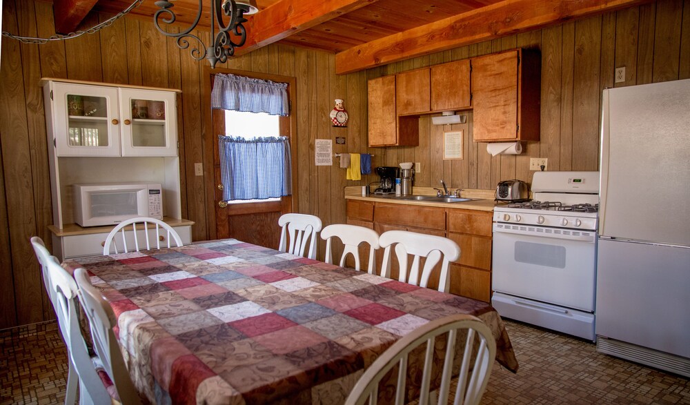 Golden Bear Cottages - photo 39