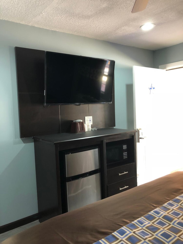 Star Light Inn - photo 22