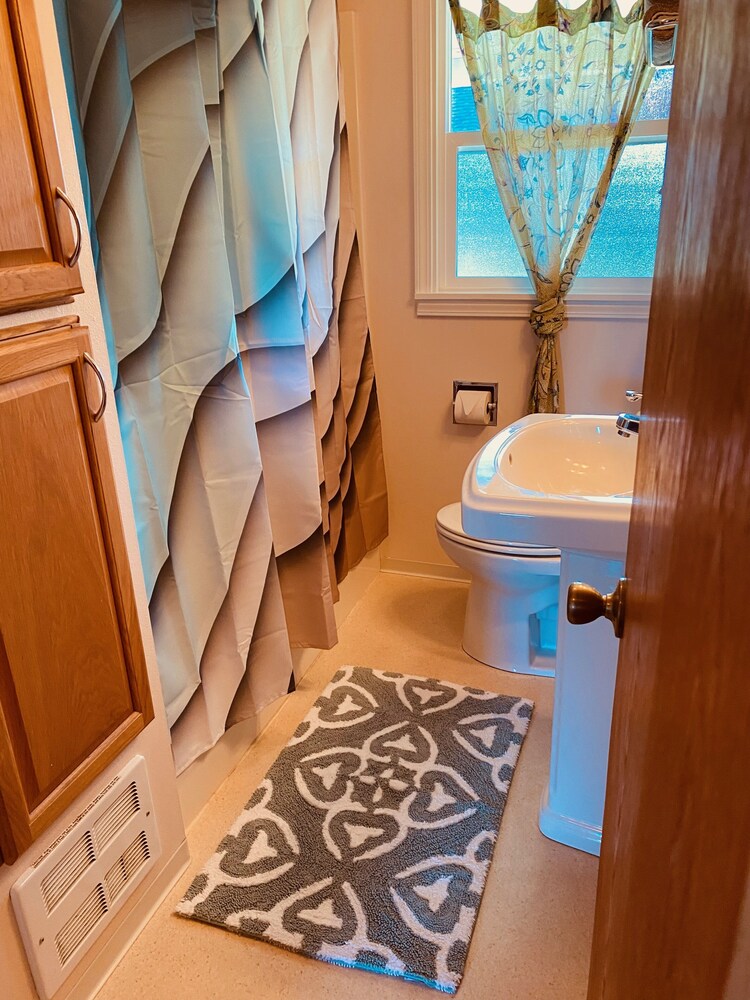 Dungeness Bay Cottages - photo 41