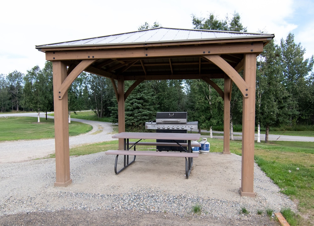 Alaska Frontier Inn - photo 22