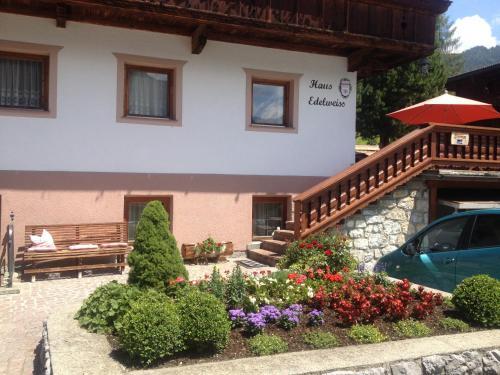 Pension Edelweiss — 4-Star Luxury Hotel in Alpbach, Austria