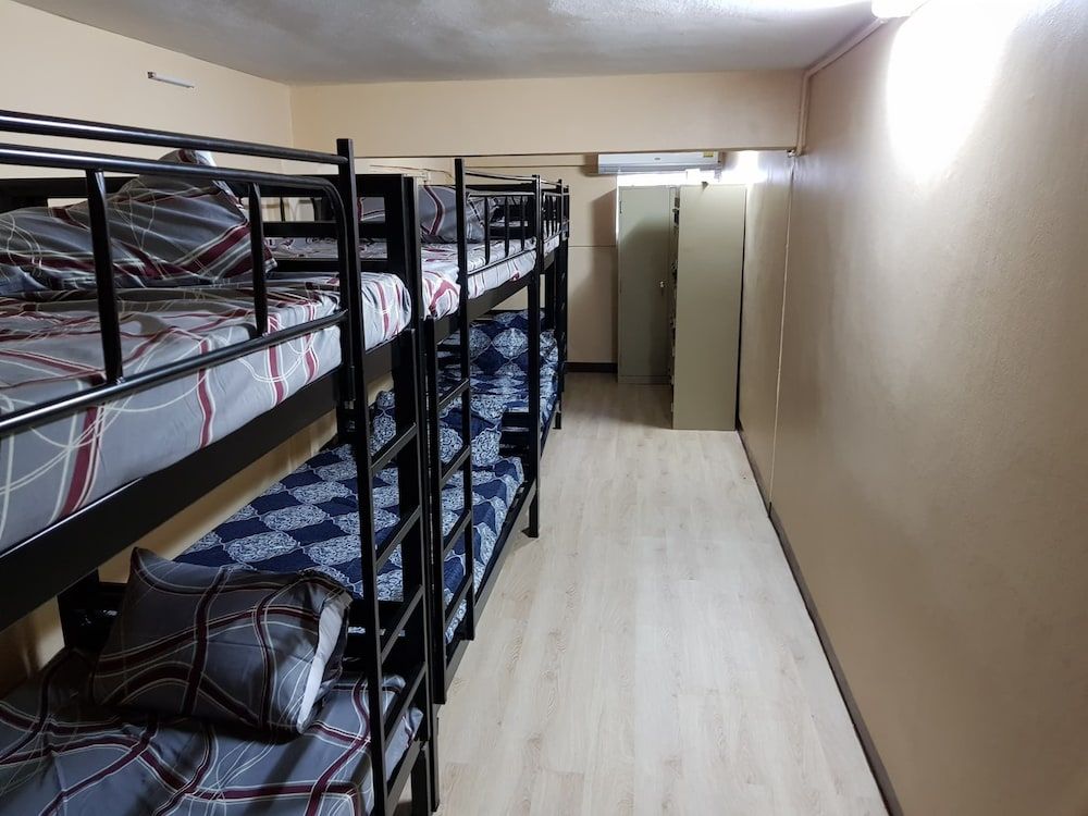 Everest Hostel
