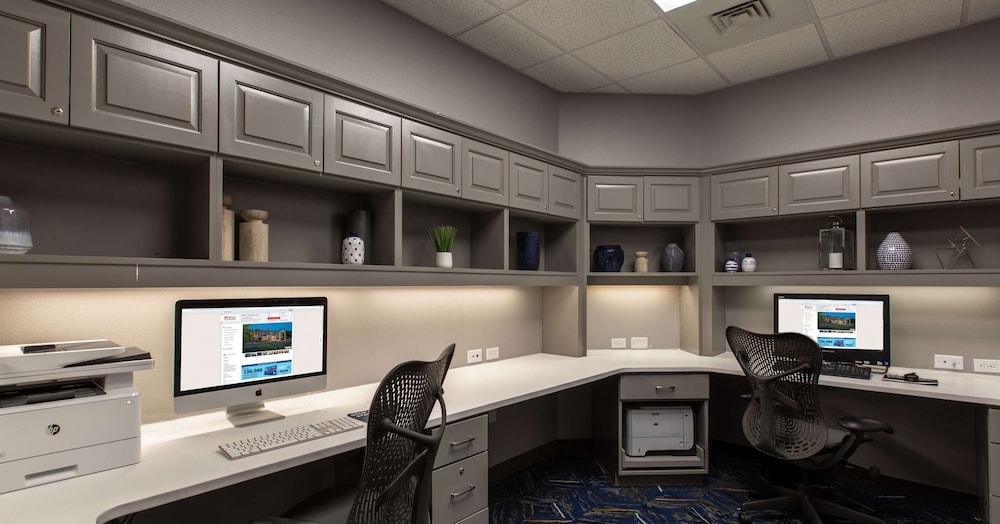 Hilton Garden Inn Lynchburg - photo 57