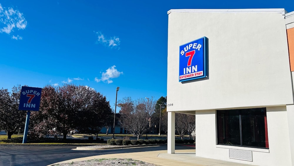 Super 7 Inn Tupelo - photo 47