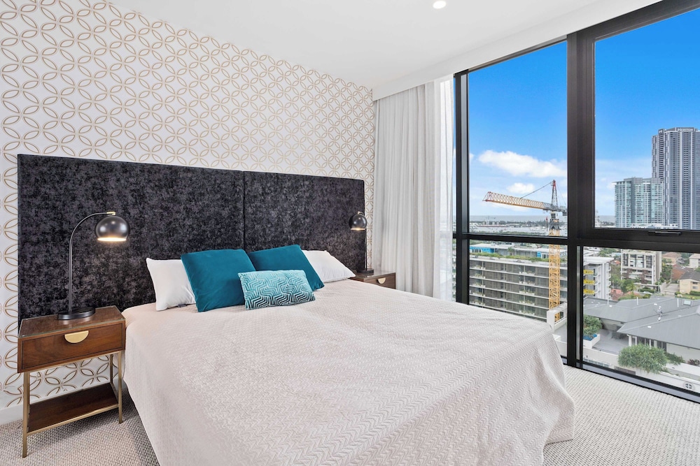 Stay Luxe Southport By Coastal Letting Company — Southport
