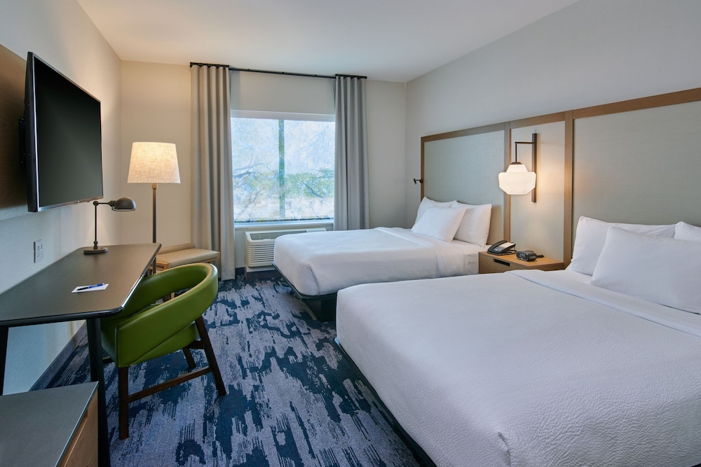Fairfield Inn & Suites by Marriott Chicago O'Hare - photo 8