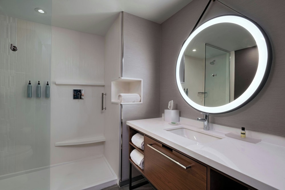 Courtyard by Marriott Austin Dripping Springs - photo 13