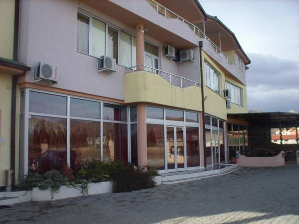 Hotel Montenegro Rivijera in Veles, Republic of Macedonia