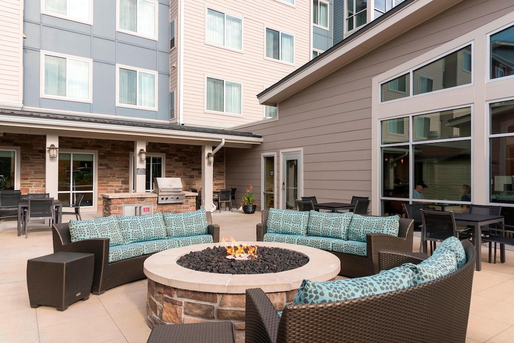 Residence Inn by Marriott Grand Rapids Airport - photo 22