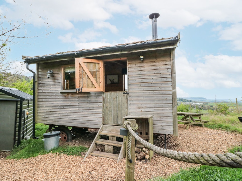 Shepherds Hut by Stepney Stays - last minute hotel in Scarborough