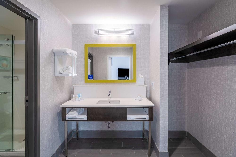 Hampton Inn Hardeeville - photo 18
