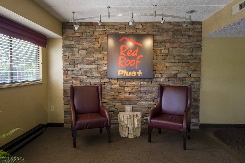 Red Roof Inn PLUS Wilmington Newark - photo 2