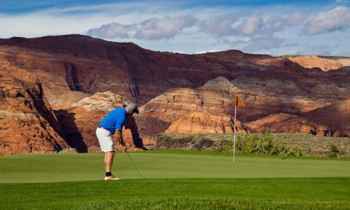 Escape On The 18th Hole - photo 3