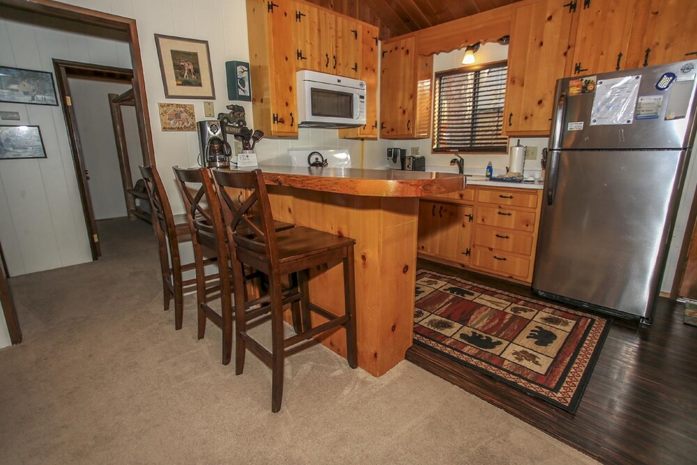The Cuddle Inn - photo 6