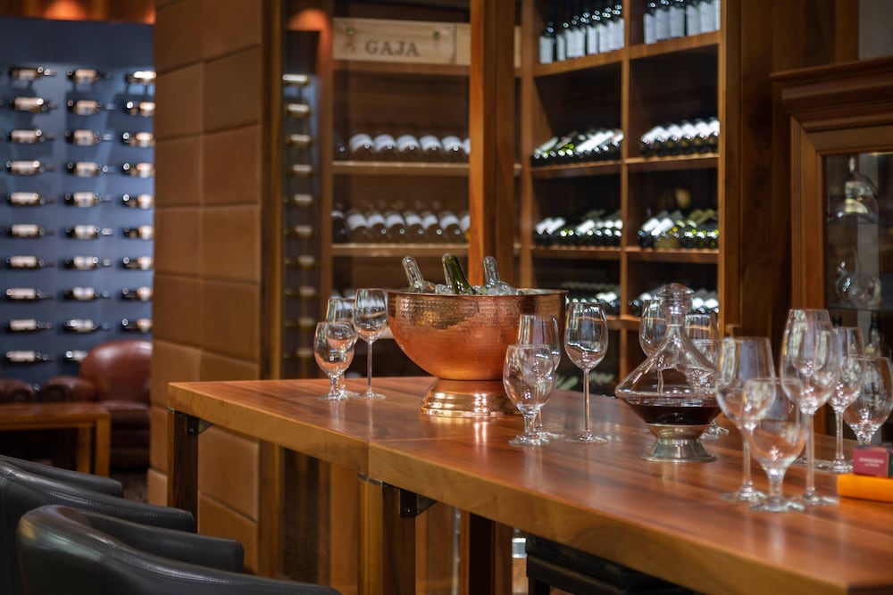 מזון ומשקאות