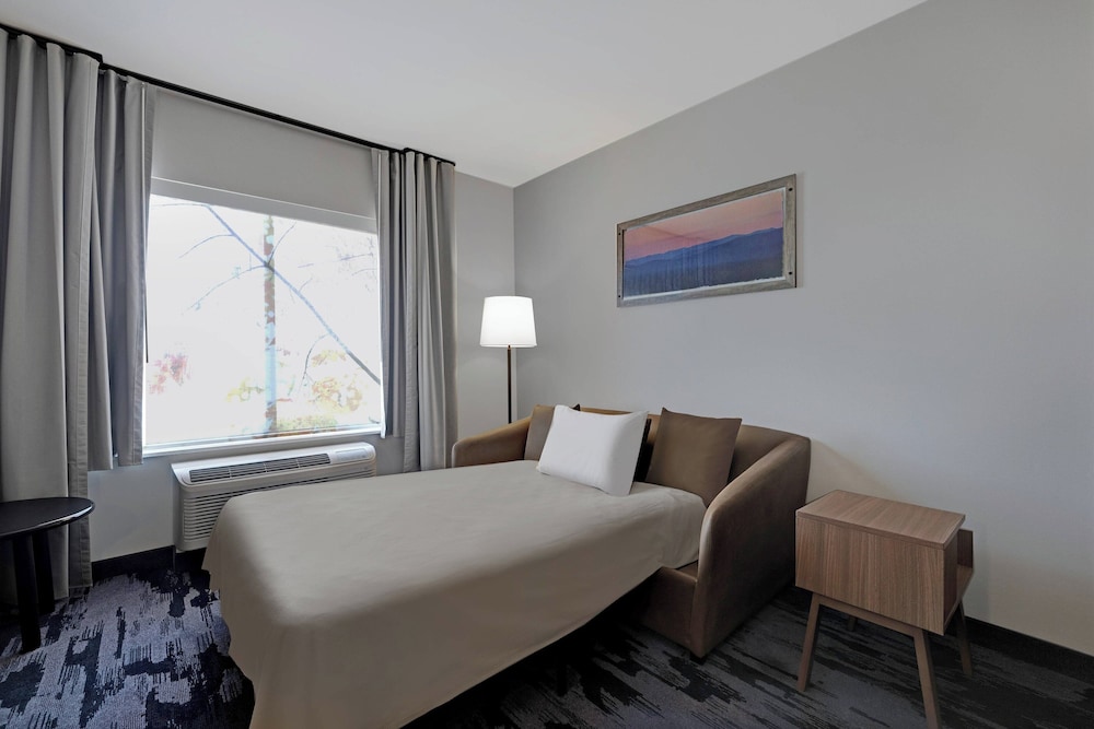 Fairfield Inn & Suites by Marriott Milwaukee Brookfield - photo 28