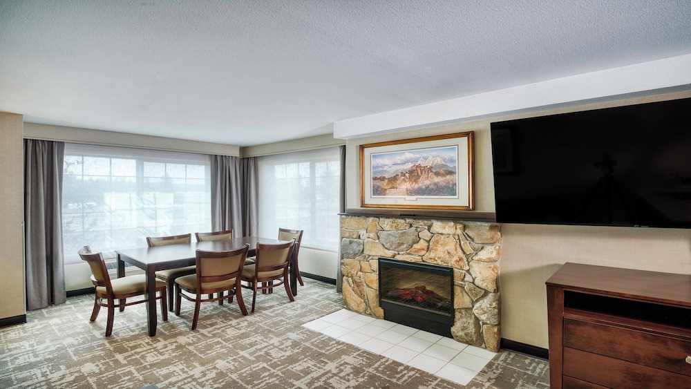 Holiday Inn West Yellowstone by IHG. - photo 73