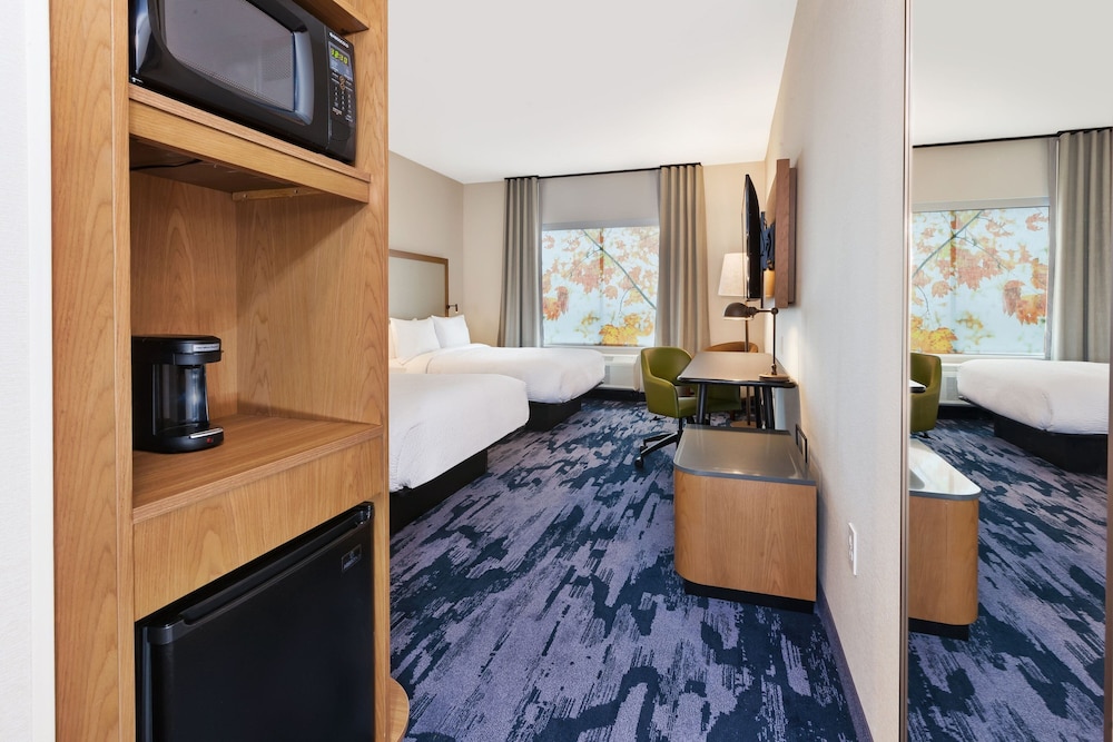 Fairfield Inn & Suites by Marriott Grand Rapids North - photo 8
