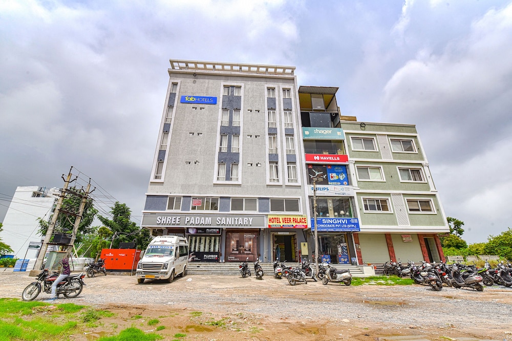 Fabhotel Diamond I - last minute hotel in Udaipur