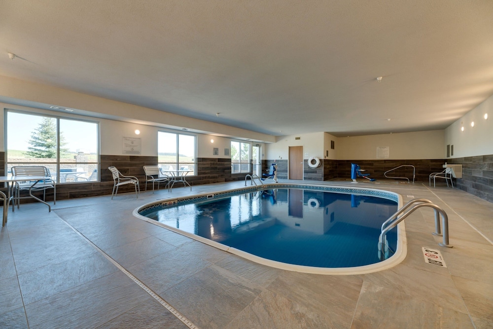 Fairfield Inn & Suites by Marriott Spearfish - photo 22