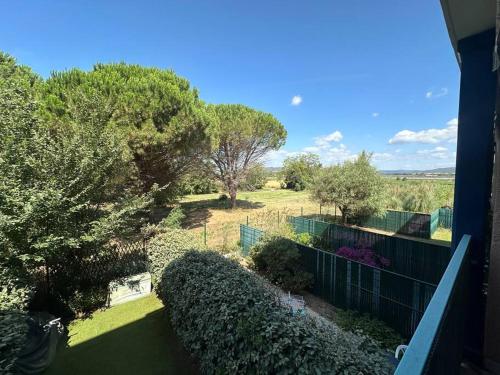Grand Studio Proche Plages — hotel in La Londe-Les-Maures