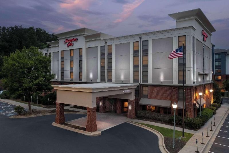 Hampton Inn Atlanta Mall Of Georgia — 4-Star Luxury Hotel in Buford, United States