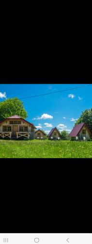 Maple bungalows - carbon neutral hotel in Zabljak