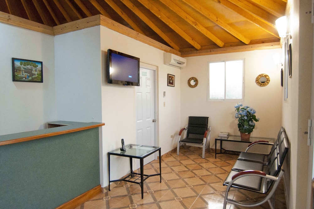 Kemael Hotel — Port-Au-Prince — photo 3