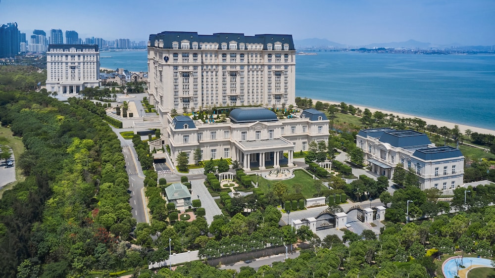 Xiamen Portman Seven Stars Bay Fliport Hotel — 4-Star Luxury Hotel in Xiamen, People's Republic of China