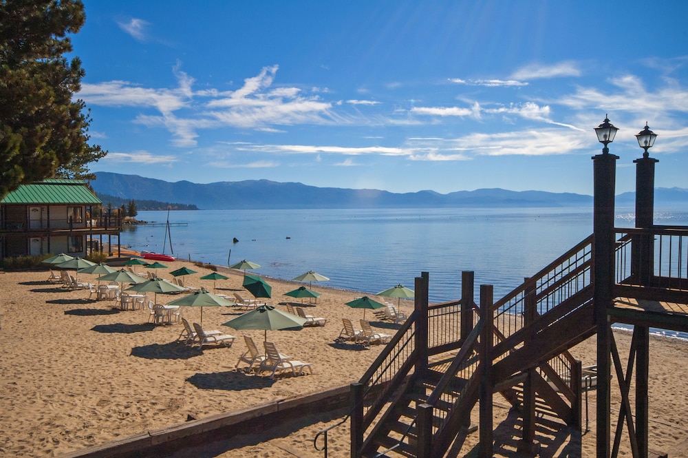 Mourelatos Lakeshore Resort - photo 45