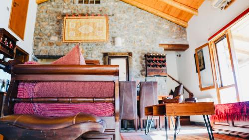 Villa View Arachova — 4-Star Luxury Hotel in Arachova, Greece