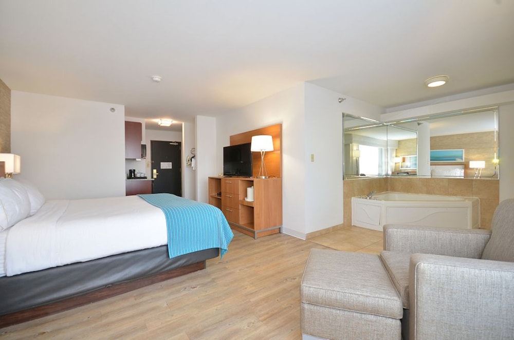 Holiday Inn Express & Suites Farmington by IHG - photo 7