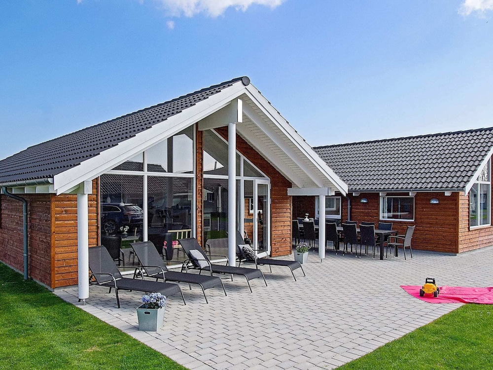 Holiday Home in Kappeln — 4-Star Luxury Hotel in Kappeln, Germany