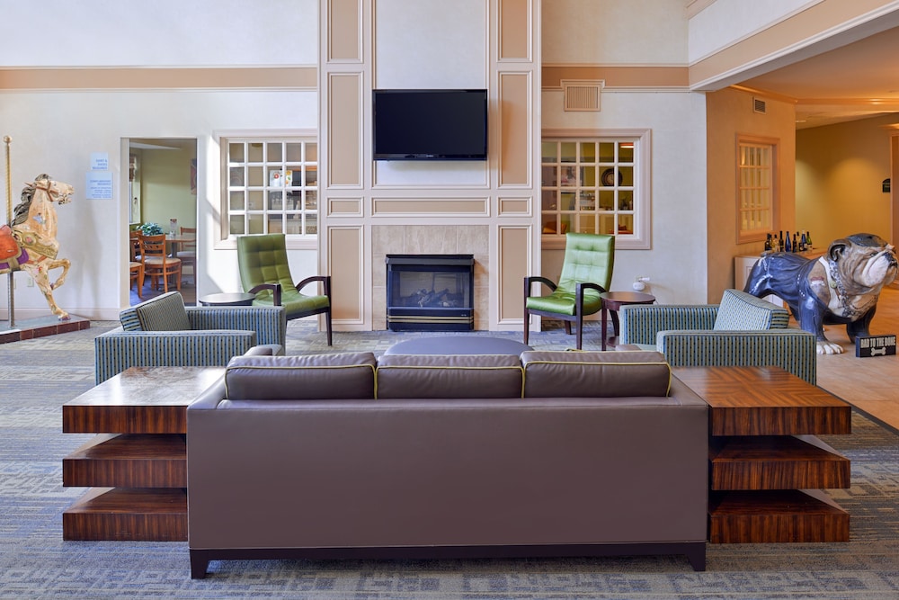 Holiday Inn Express & Suites St Joseph by IHG - photo 86
