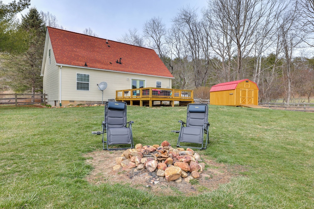 Mcdowell Highland County River Retreat w Views — hotel in Williamsville