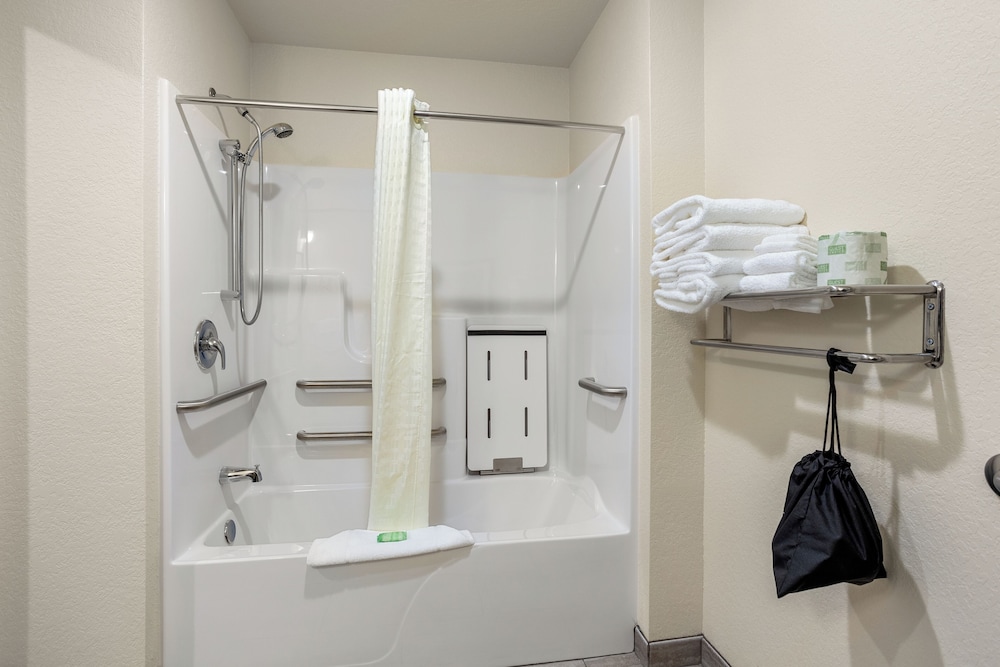 Cobblestone Hotel & Suites De Pere Green Bay - photo 44