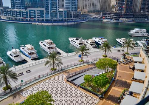 Dubai marina Success Luxury apartments near JBR beach and metro station daily free housekeeping included — 5-Star Luxury Hotel in Dubai, United Arab Emirates