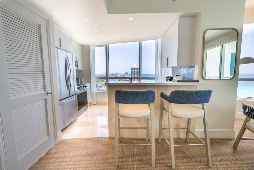 Fontainebleau Miami Beach Private Luxury Suites - photo 133