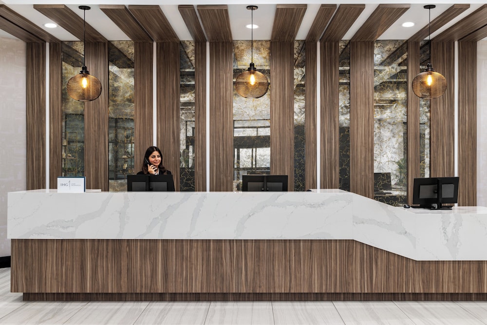 Crowne Plaza Auburn Hills by IHG - photo 68