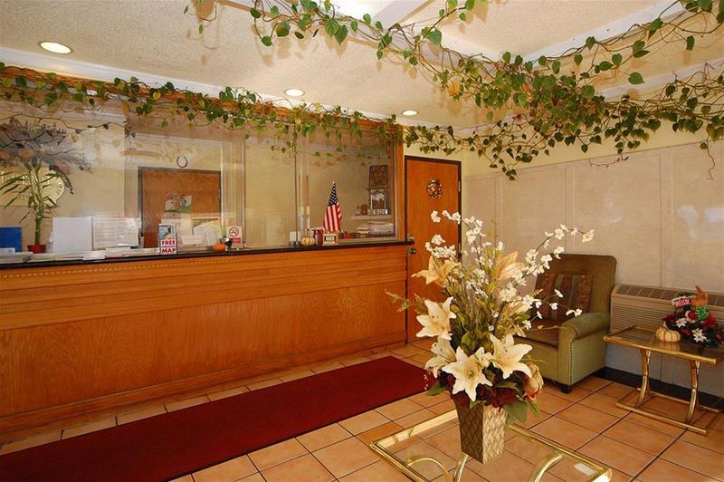Imperial Inn Oakland - photo 18