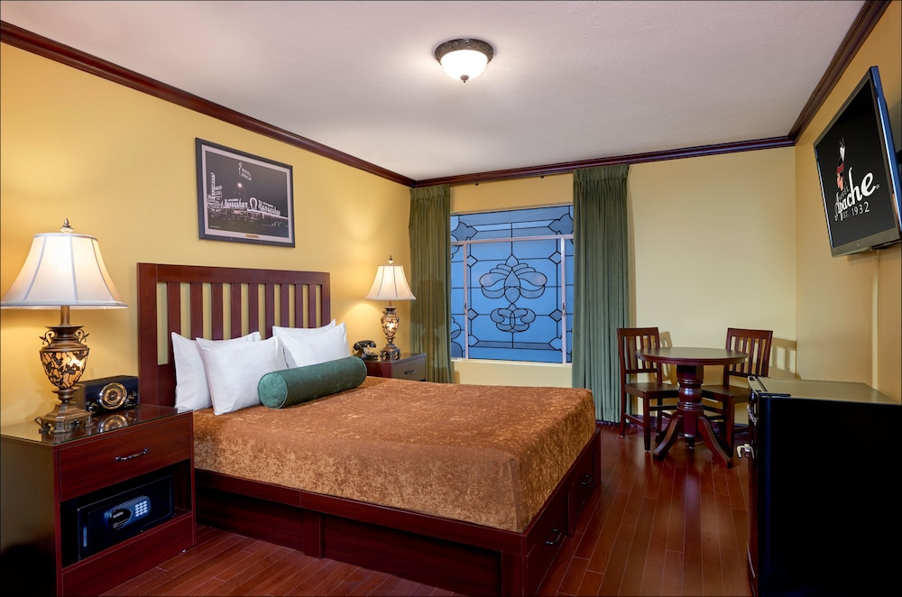 Hotel Apache - photo 3