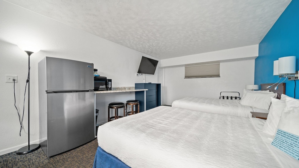 Grand Traverse Motel - photo 30