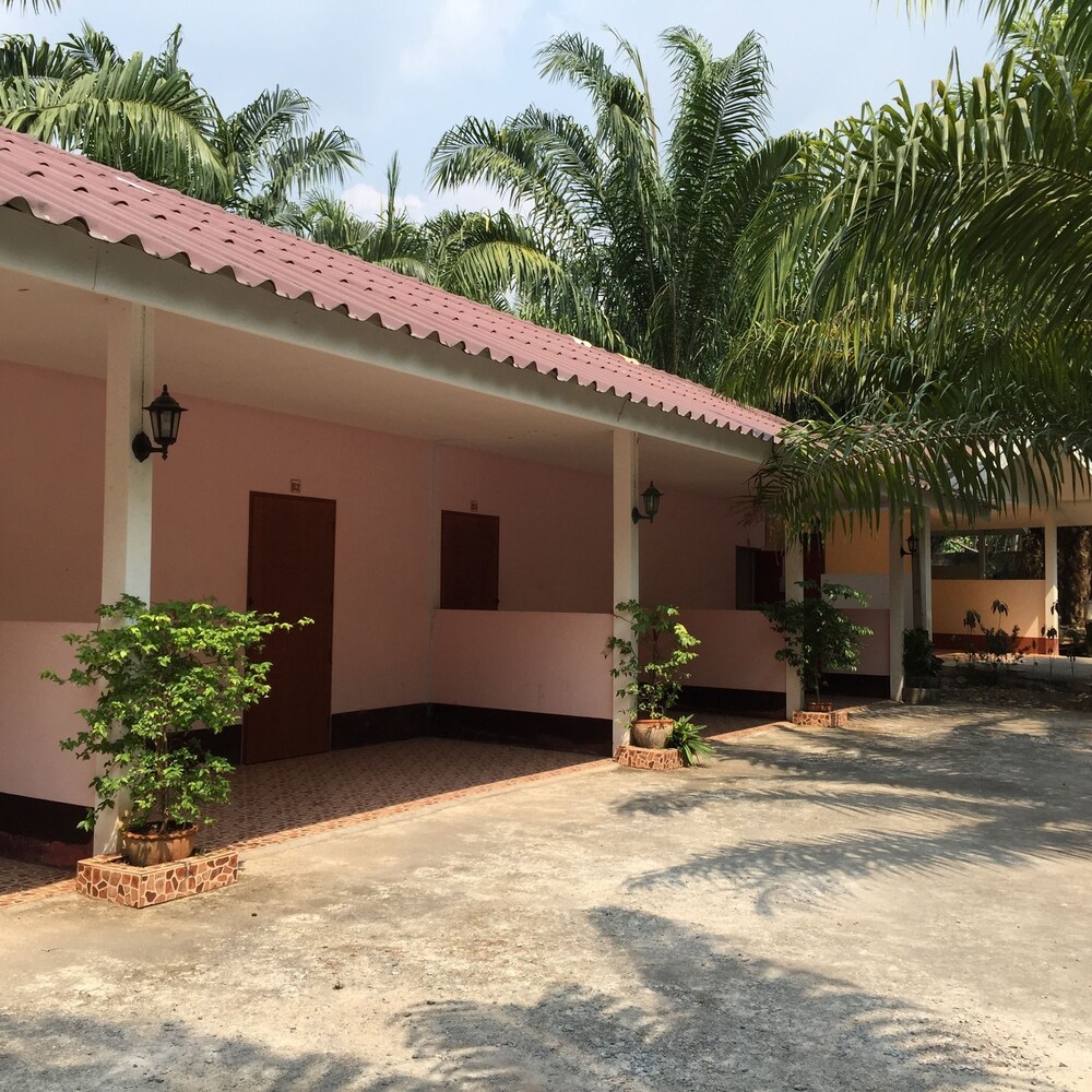 Sweet Dream Resort — hotel in Khlong Thom