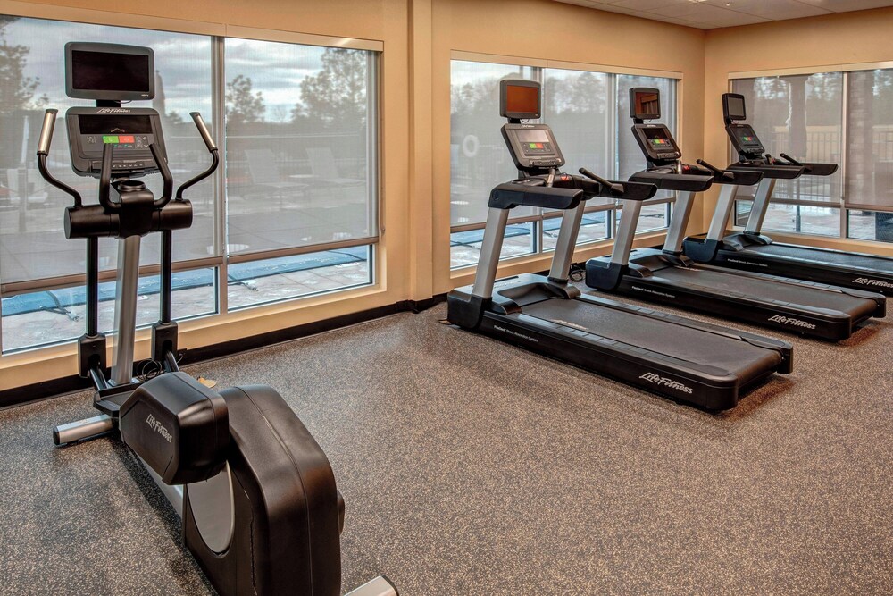 TownePlace Suites by Marriott Hot Springs - photo 17