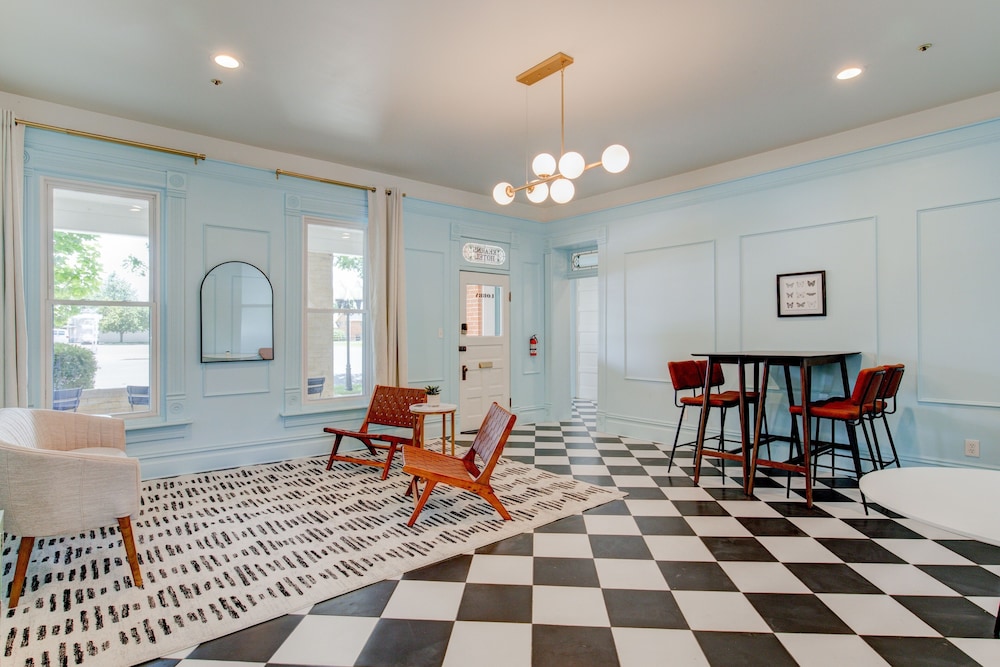 Art City Inn - photo 56