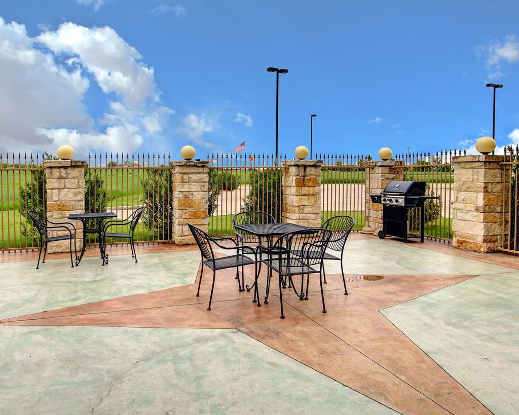 Comfort Inn & Suites Alvarado - photo 19
